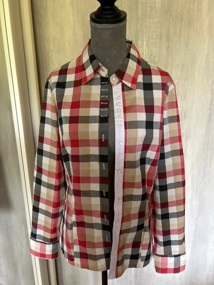 Chemise à carreaux