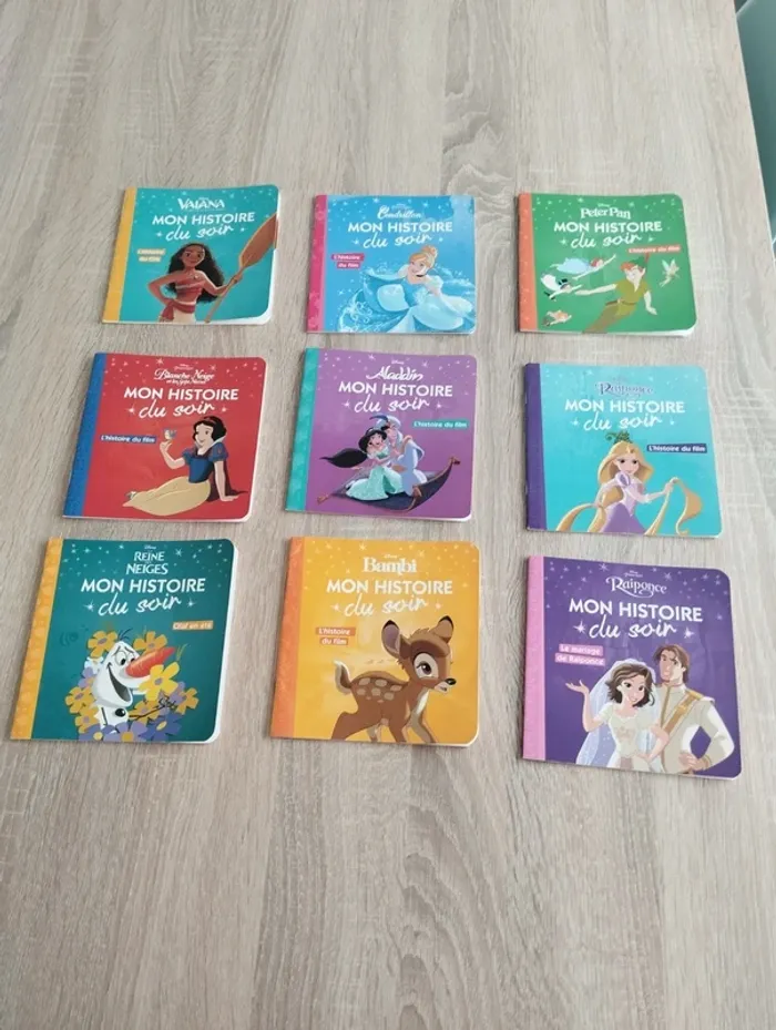 Lot 9 petits livres