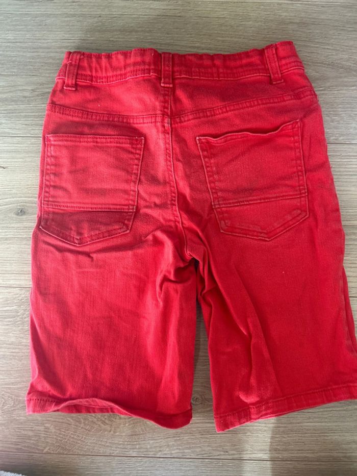 Short jeans rouge - photo numéro 2