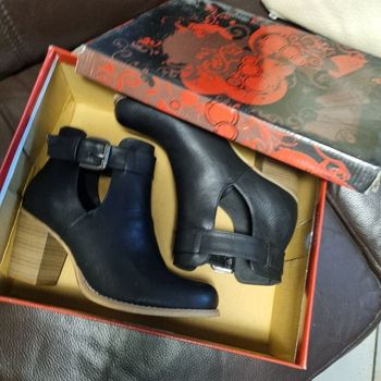 superbes chaussures taille 38 🎁 NEUF 🎁