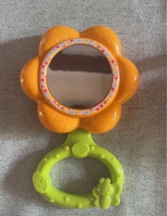 Hochet Sophie la girafe et miroir