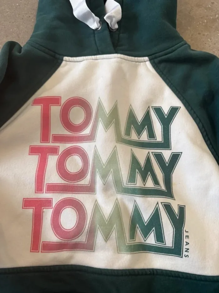 Pull Tommy Jeans Oversize, taille S, pour femme, très bon état - photo numéro 3