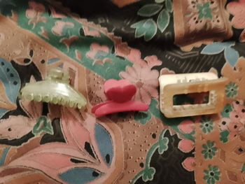 lot de 3 petites pinces à cheveux vintage années 80.
