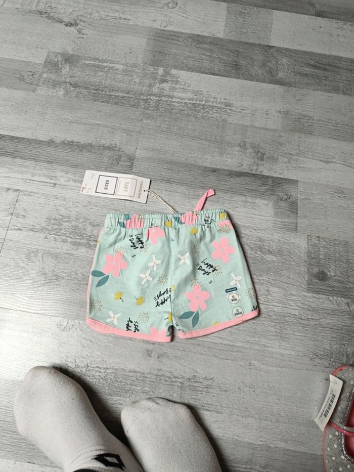Short neuf - photo numéro 2