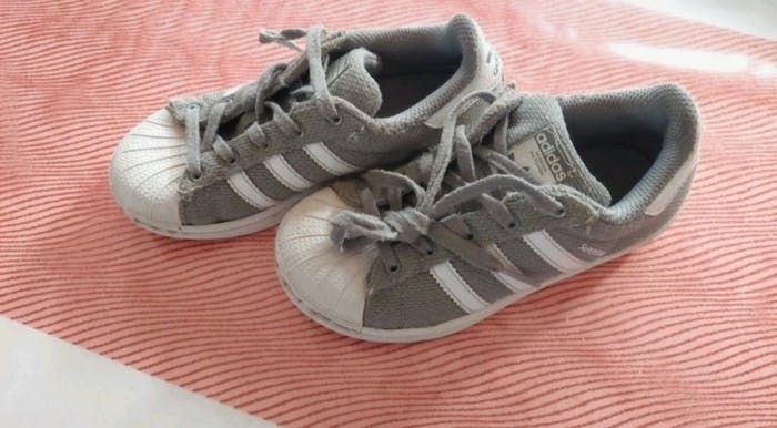 Basket adidas pointure 29 superstar - photo numéro 1