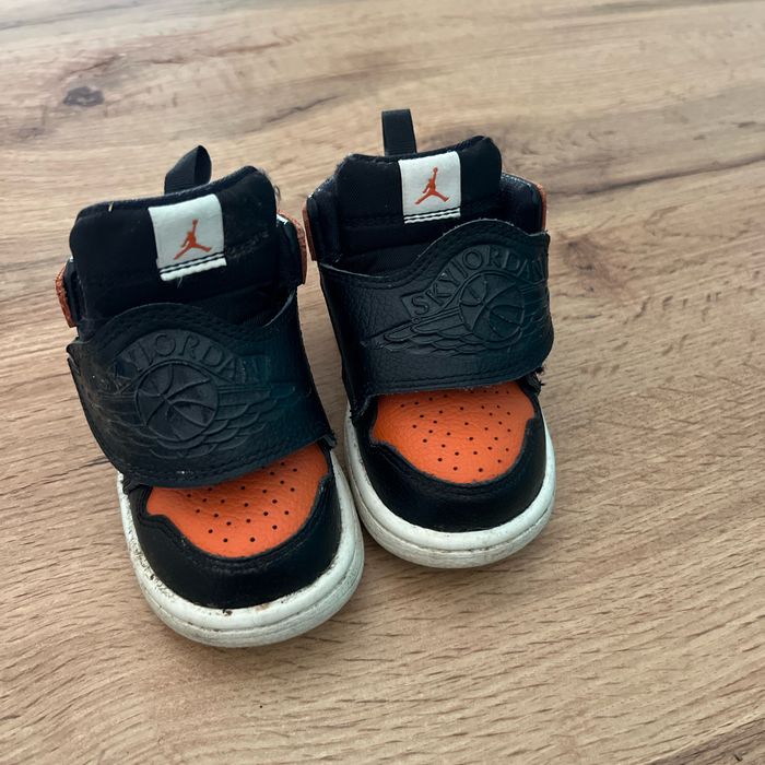 Baskets air Jordan  - taille 21