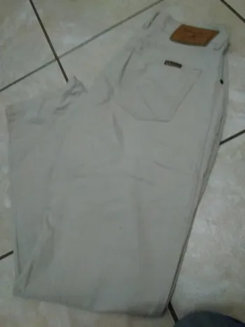 Pantalon Marlboro classics Taille 48 beige