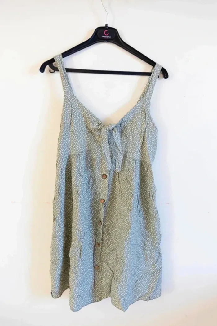 C49 robe vert New collection 38