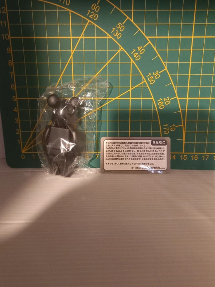 Bearbrick ours E - photo numéro 2