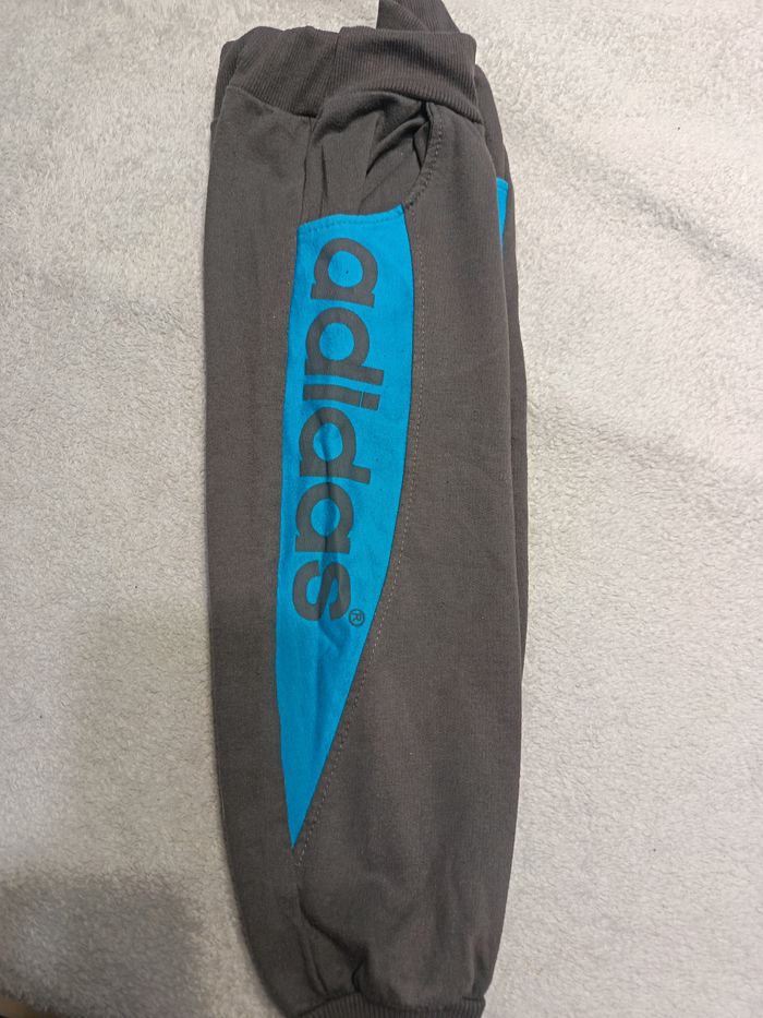 pantalon sport de Adidas 2 ans réf 103 B7 - photo numéro 3