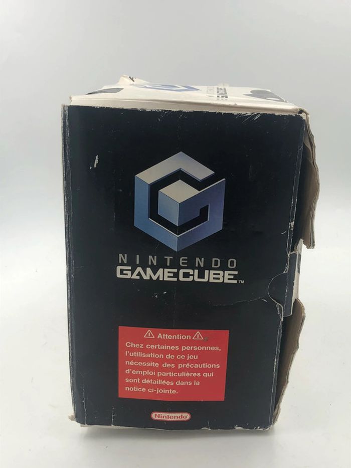 Console de jeu vidéo Nintendo Game Cube - photo numéro 4