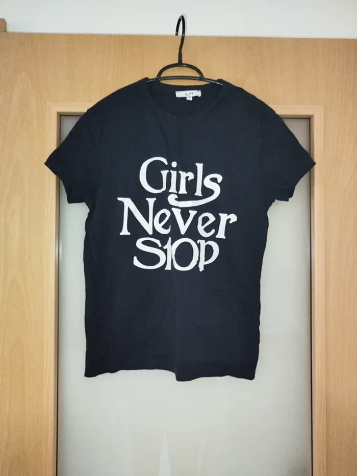 T-shirt femme taille XS neuf