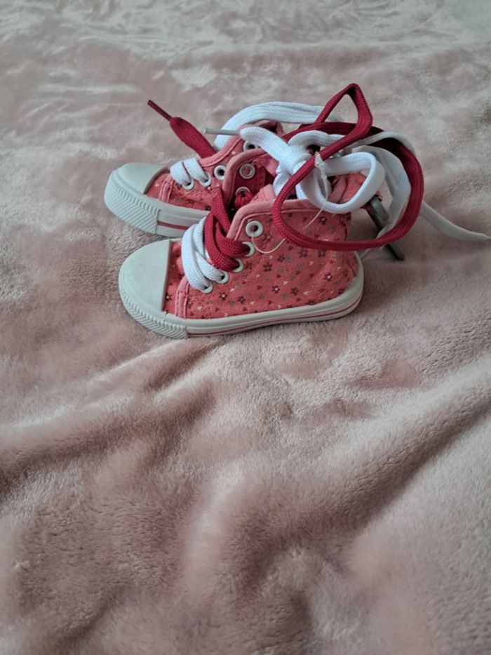 Chaussure montante t19 - photo numéro 2