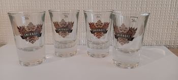 🎉 Lot de 4 Verres Shooter Smirnoff Dorés – Édition Collector ! 🎉