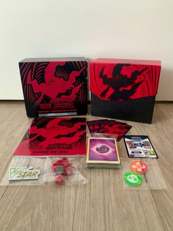 ETB - Coffret Dresseur d’Élite Astres Radieux avec goodies