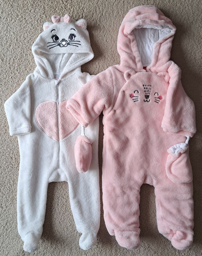 Très gros lot de vêtements fille taille 6 mois - photo numéro 9
