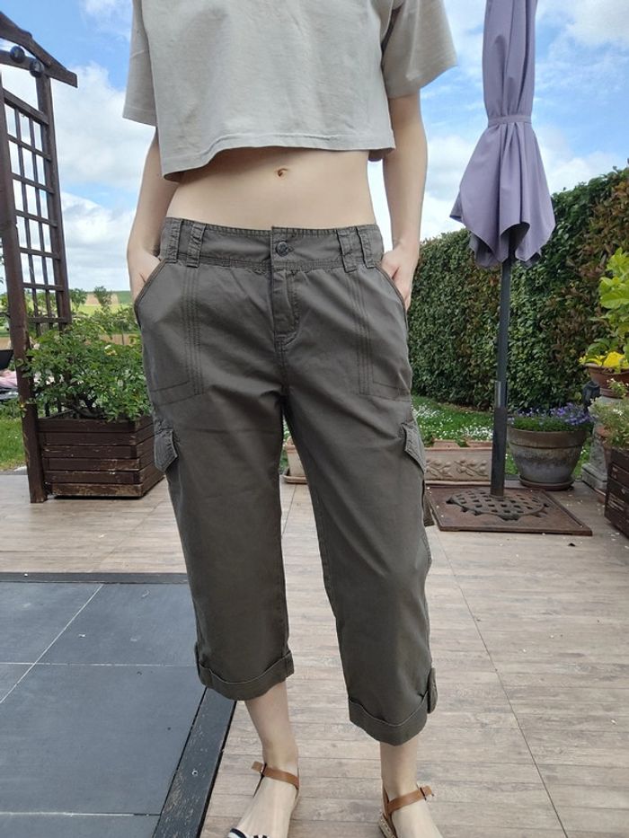 Pantacourt kaki taille basse T40 - Woman