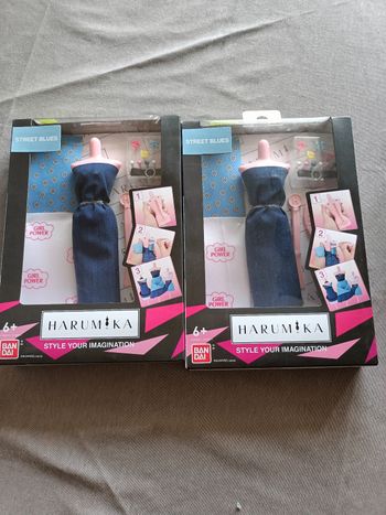 Lot de 2 harumika street blues neuf
