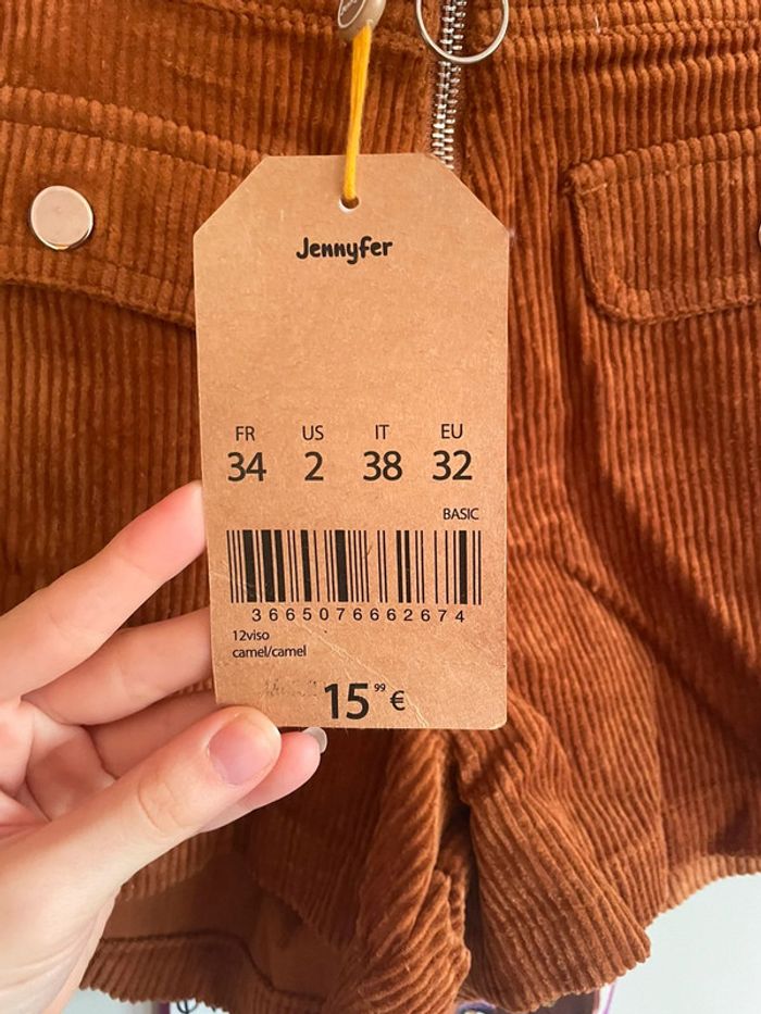 Short marron, taille 34, marque Jennyfer - photo numéro 2