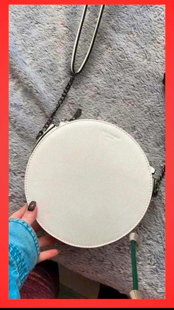 Petits prix :)  Sac  à  main  rond  blanc