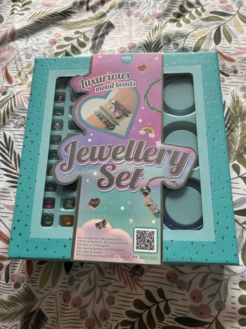 Jeu de bijoux 
