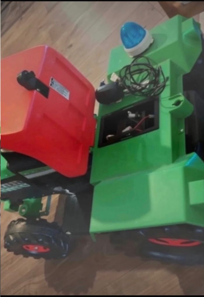 Superbe tracteur électrique - photo numéro 7