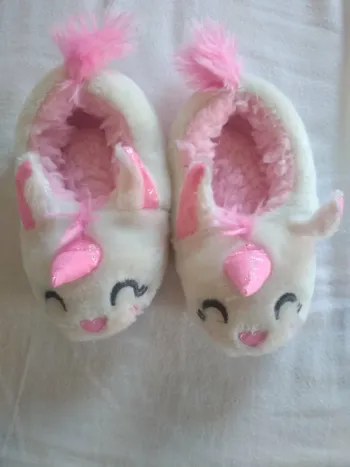 Lot Chaussons +Bandeau de nuit Enfant