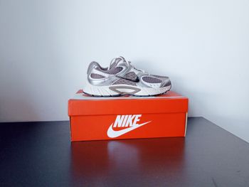 Nike V5 RNR – Taille 44 – Neuves & Authentiques