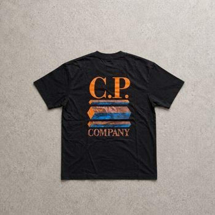 Deux t-shirt cp company taille S - photo numéro 2