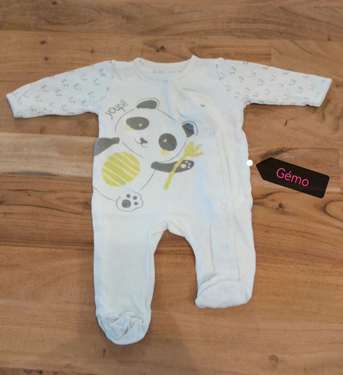 Lot pyjama - 6 mois - photo numéro 2