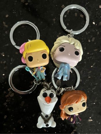 Porte-clés POP la reine des neiges