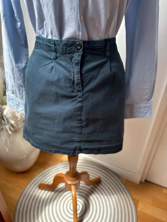 Très jolie jupe courte en coton bleu marine - T42 - photo numéro 2