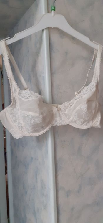Soutien-gorge 85B