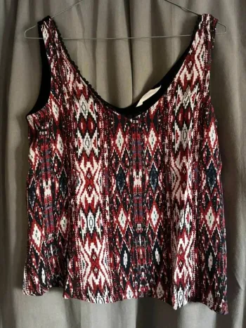 Débardeur Naf  Naf  taille S  en parfait état