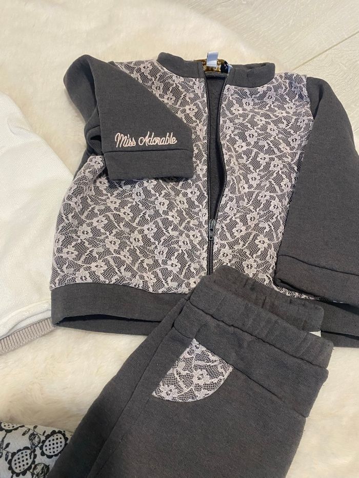 Lot de robes et tunique hiver fille – Taille 18 mois – TBE - photo numéro 10