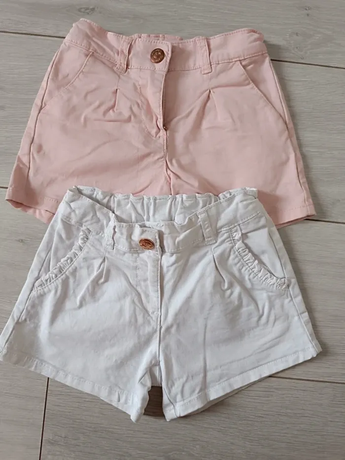 Lot 2 shorts orchestra 6 ans