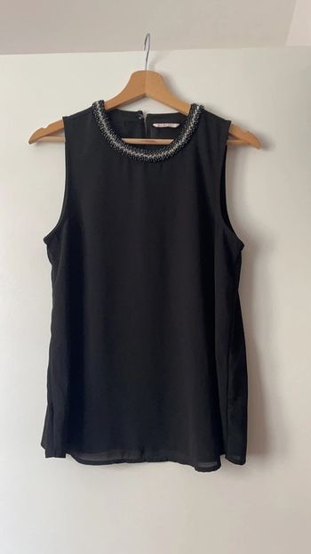 Blouse débardeur col perles