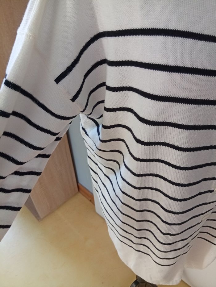 Jolie gilet indiqué M qui peut aller à un 50 59% coton et 41% rayon - photo numéro 4