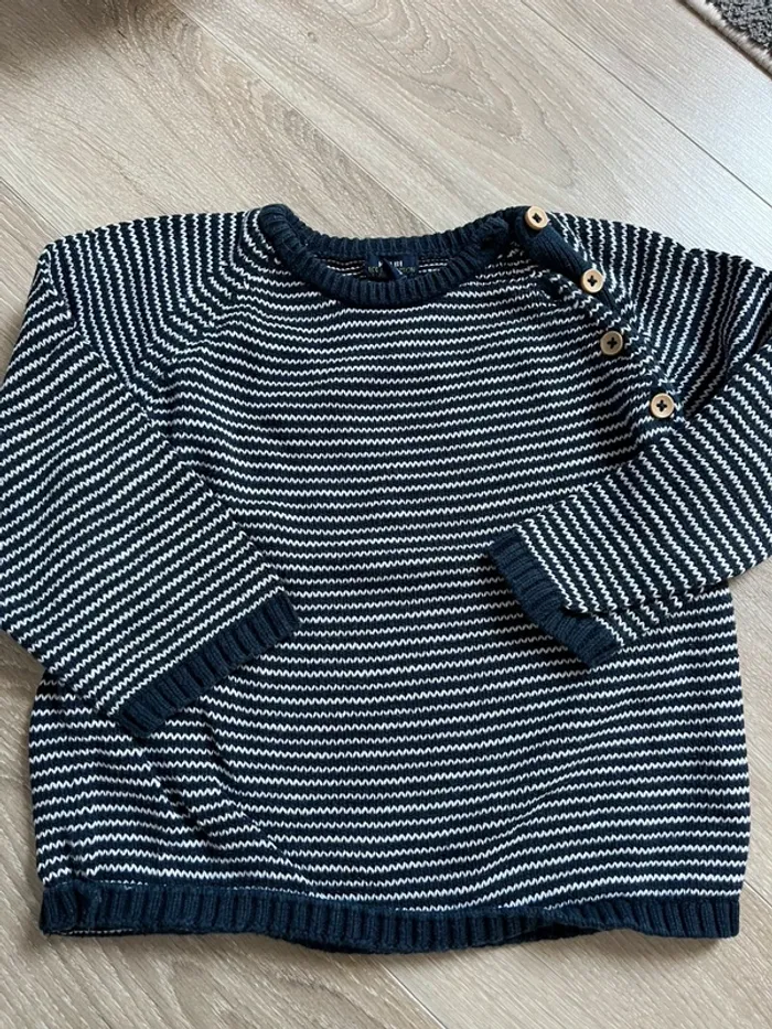 Pull 24 mois