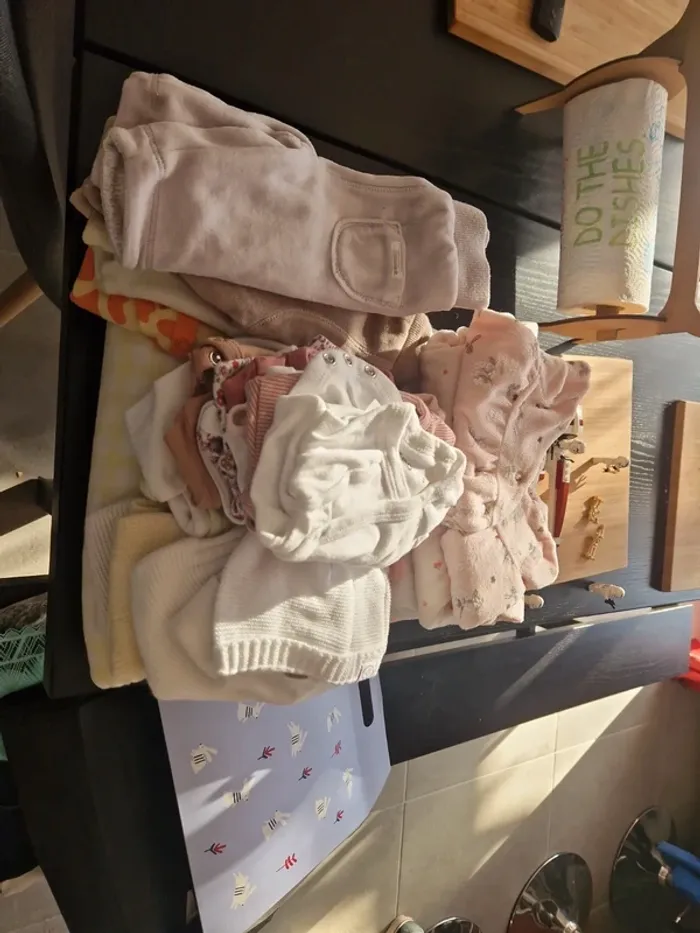Lot vêtements naissance