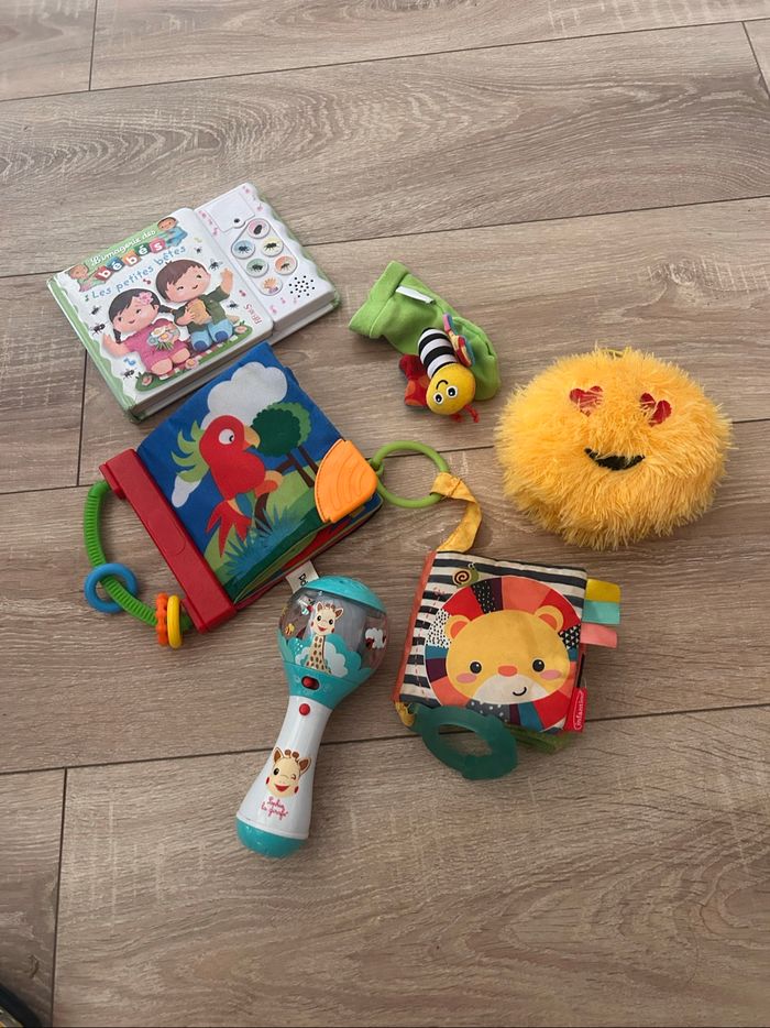 Lot jouets - photo numéro 2