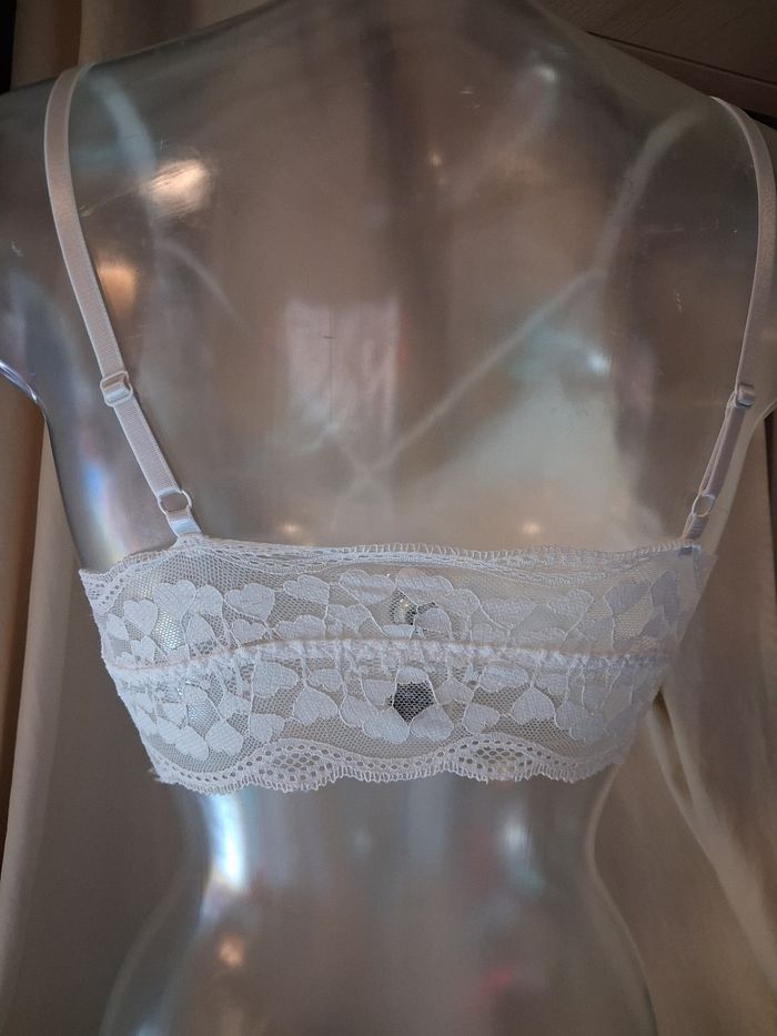 Brassière neuve - photo numéro 3