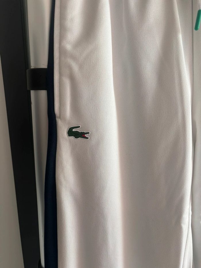 Jogging Lacoste taille Fr2 (Xs) neuf - photo numéro 2