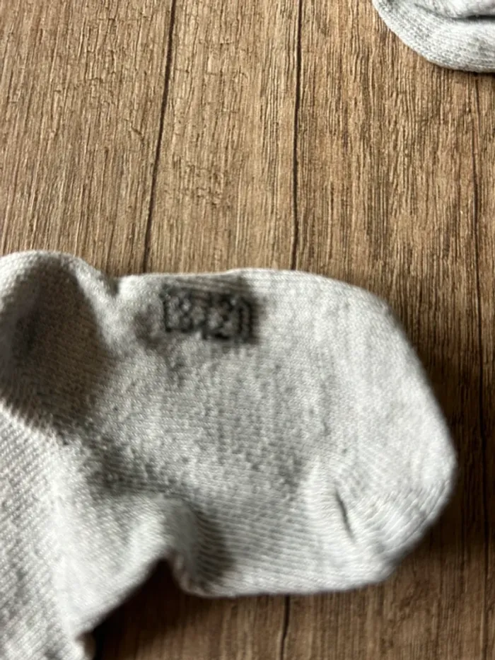 2 paires de chaussettes grises - photo numéro 5