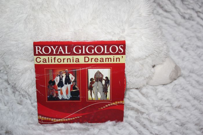 Cd 2 titres Royal gigolos California dreamin' - photo numéro 2