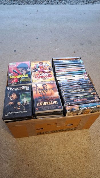 Lot de 120 dvd bon état 