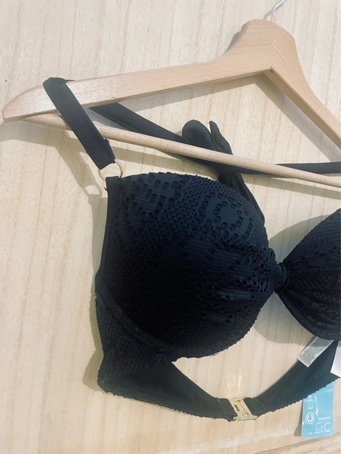 Haut de maillot de bain noir 95C – Super push-up neuf - photo numéro 4