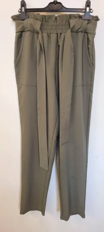 Pantalon vert kaki Grace Karin