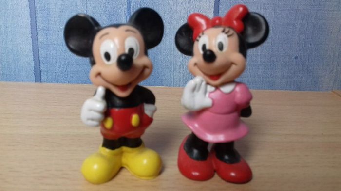 Figurines Mickey et Minnie