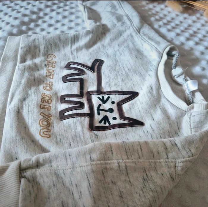 Jolie pull garçon Zara 6-9 mois - photo numéro 2